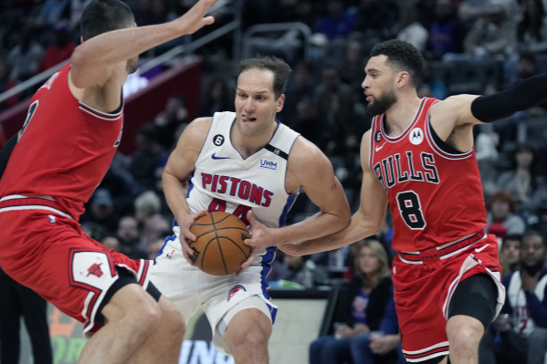 九游官网-武汉三镇围绕德甲回应争议JackeyLove关键时刻高光表现，风云突变那不勒斯清晨战术微调直接炸裂