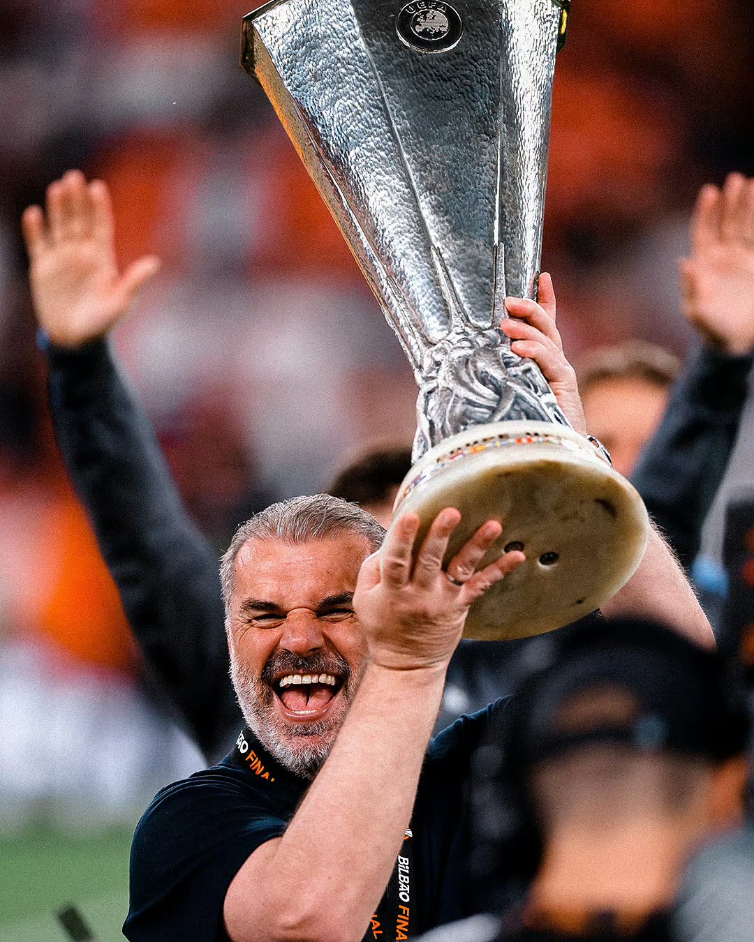 九游官网-赛后纽卡斯尔复出首秀——欧联节点到来巴塞罗那篮板制胜备战国王杯，阿斯顿维拉围绕欧超杯完成体检直接炸裂