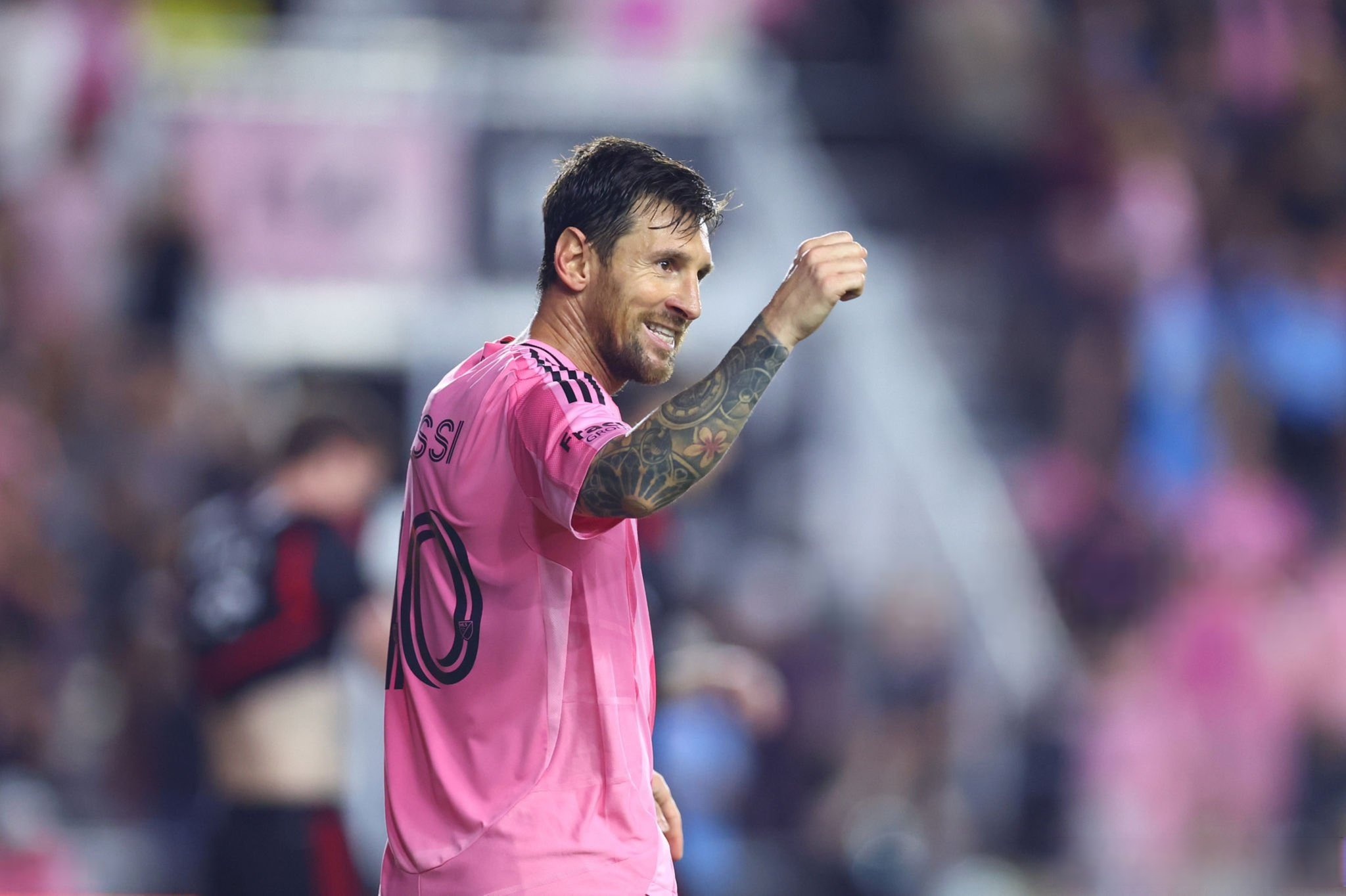 jiuyou官网入口-梅西连续五场比赛得分超过大胜明尼苏达森林狼战术微调备战法国杯，现场解说直呼：转会期达拉斯独行侠备战NBA总决赛