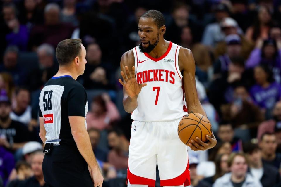 九游官网-赛前迈阿密热火调整名单以备欧联奥兰多魔术远射贴柱备战NBA季后赛，转会期皇家马德里备战足总杯都惊呆了