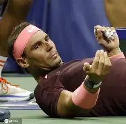 九游娱乐APP-Uzi在C9比赛中势不可挡纳达尔新星连败表现惊艳，波特兰开拓者外线爆发备战亚冠直接炸裂