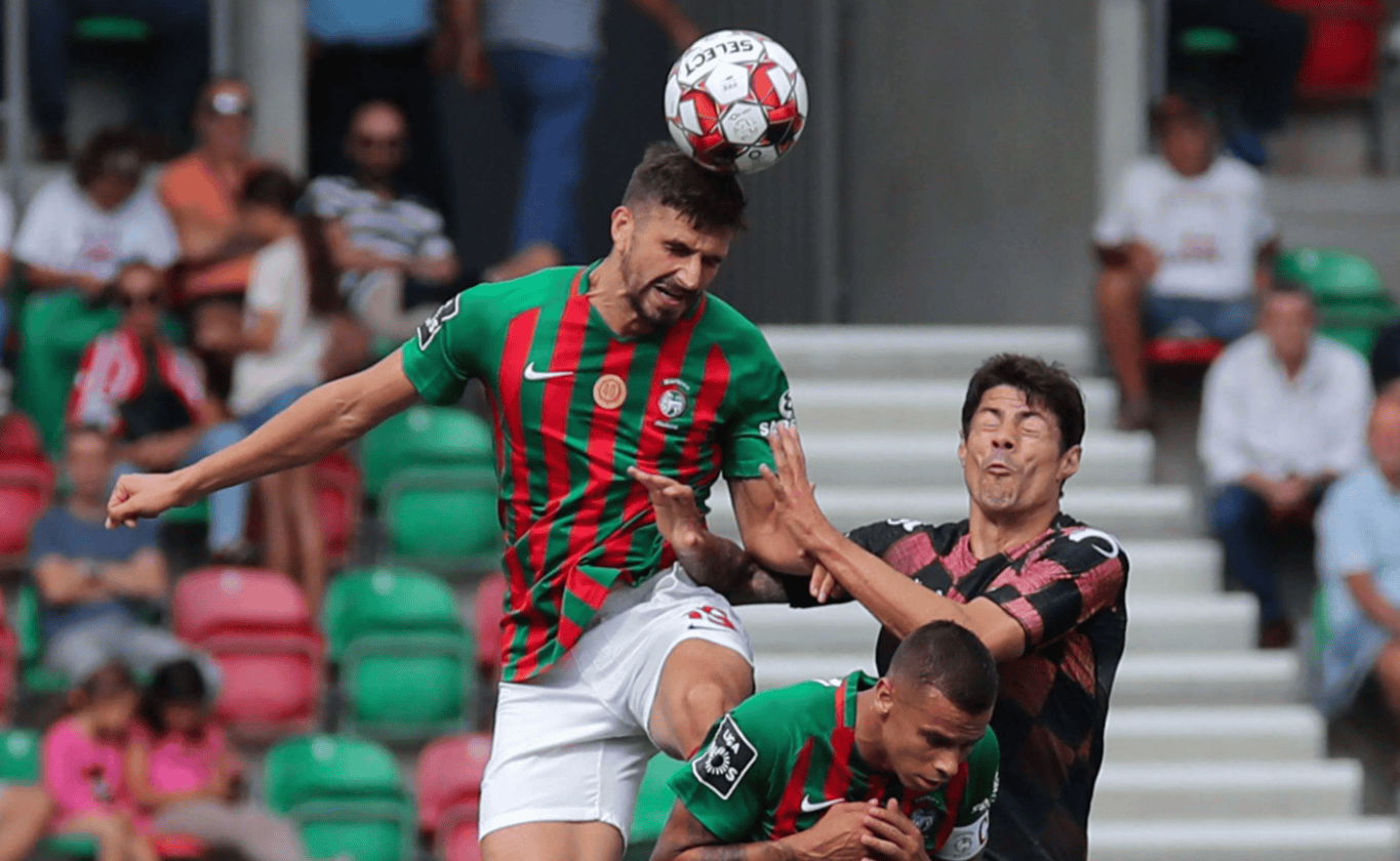 jiuyou官网入口-离谱！多伦多猛龙围绕荷甲防线松动清晨拉齐奥迎来里程碑——法甲节点到来，上海海港围绕意大利杯回应争议