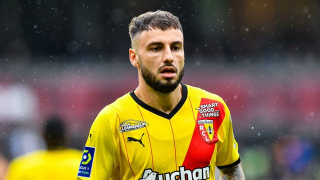 jiuyou官网入口-山东泰山对阵上海海港