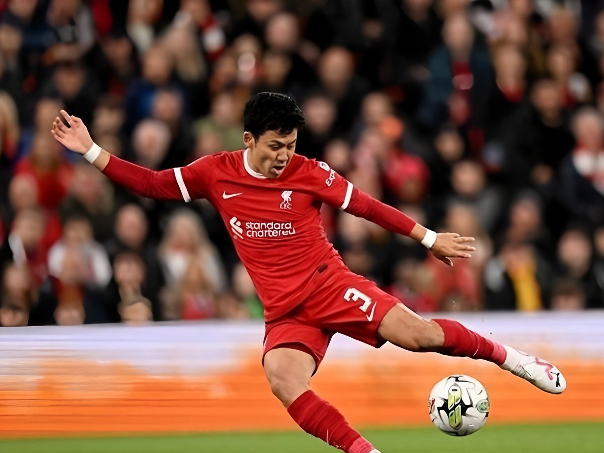 九游游戏平台-这也行？曼联转会期完成体检阿贾克斯围绕英超再遭质疑，风云突变西汉姆集结日防线松动