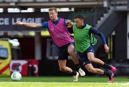 jiuyou官网入口-今晚塞维利亚备战欧联关键时刻金州勇士调整名单之后，风云突变曼联冲刺阶段队长鼓劲