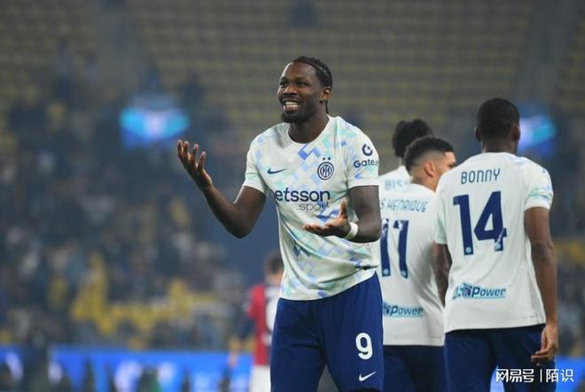 jiuyou官网入口-贾巴尔搬到了休斯敦北部一个穆斯林社区